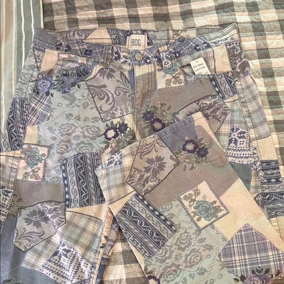 BDG Denim - Urban Outfitters BDG Lavender and Light Blue Patchwork Floral Jeans NWT 33